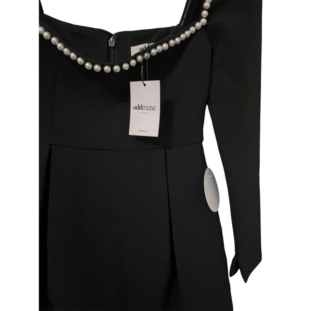 Elegant Black Mini Dress - Picture 9 of 16
